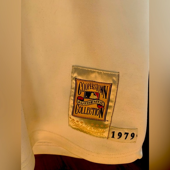 Mitchell & Ness MLB Jersey - Picture 3 of 4